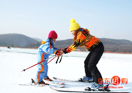 谈球吧体育：安全滑雪注意点啥？你需要知道的看这里！